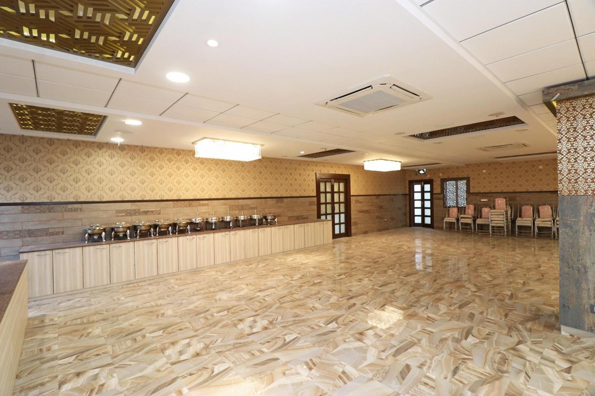Hotel Centre Point Gorakhpur Exteriér fotografie
